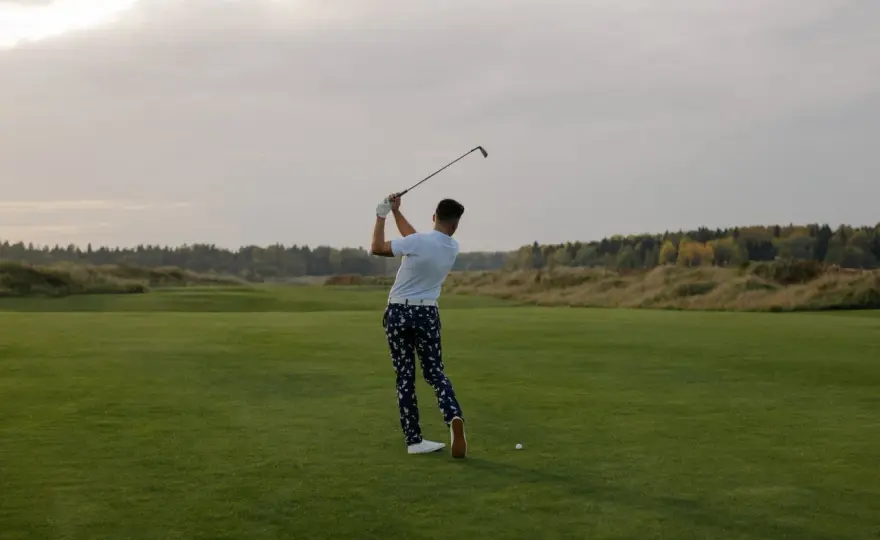 Hur lång tid tar en golfrunda? Planera din speltid smartare