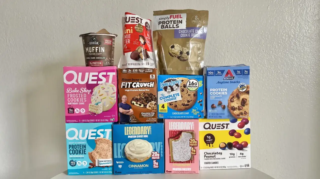 Här finns en samling proteinrika snacks, perfekt för dig som vill baka med proteinpulver eller bara behöver ett snabbt och gott mellanmål.